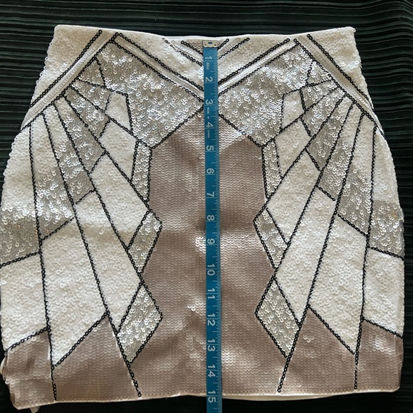 Express Sequin Mini Skirt - Picture 12 of 13